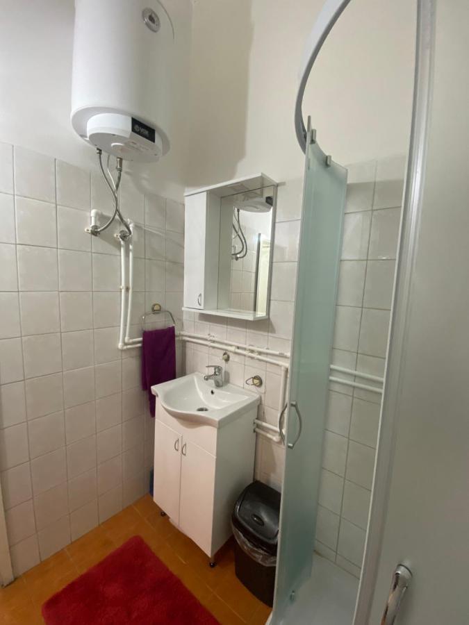 Apartman Loki Appartement Jagodina Buitenkant foto